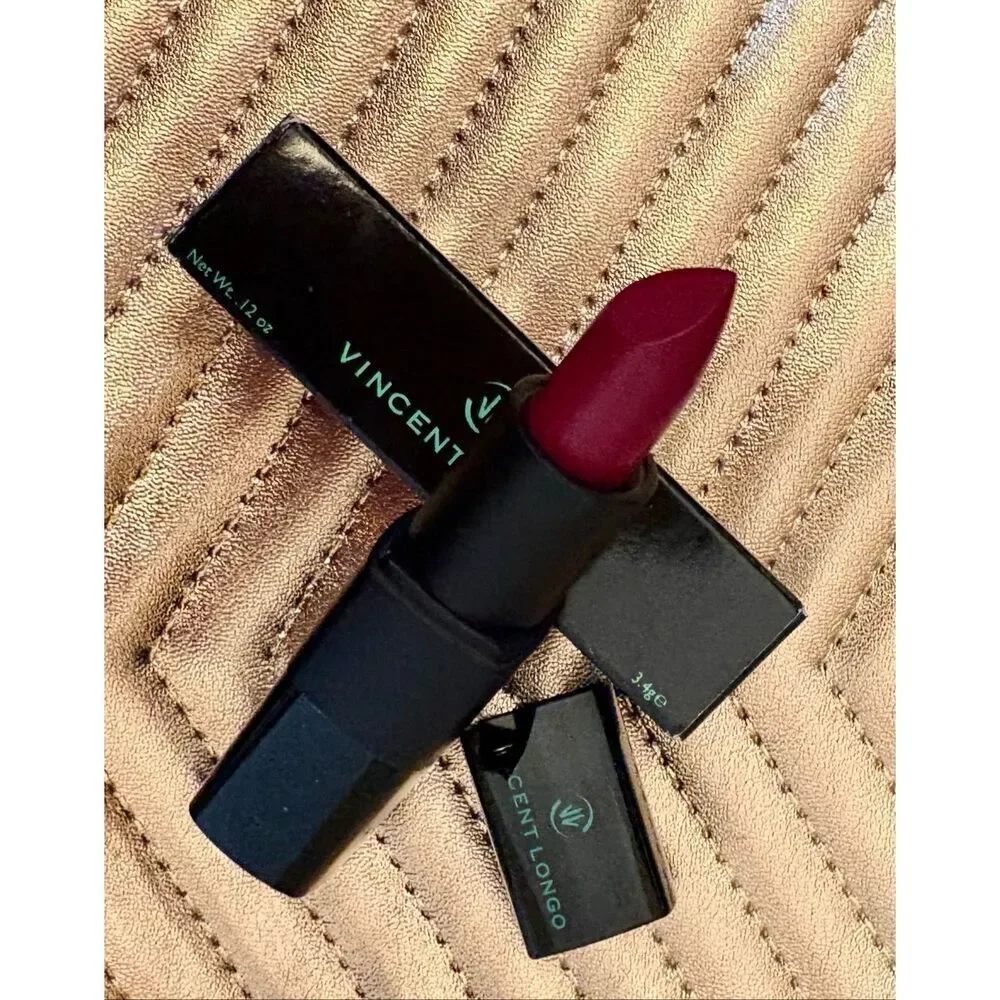 VINCENT LONGO - NWTIB - Silk Velour Lipstick in Mulberry.  Full Size